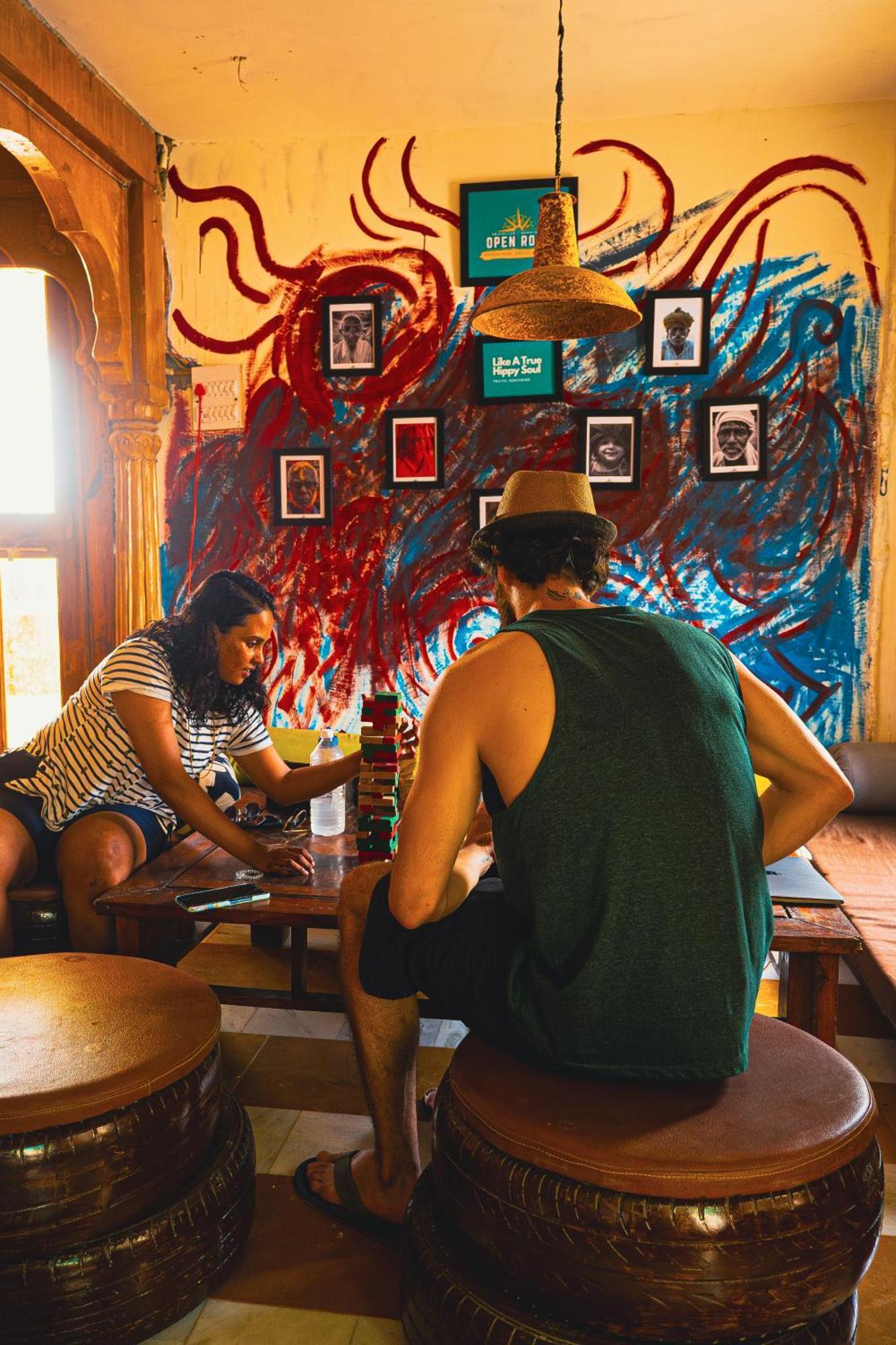 Open Road Hostel And Cafe ジャイサルメール エクステリア 写真