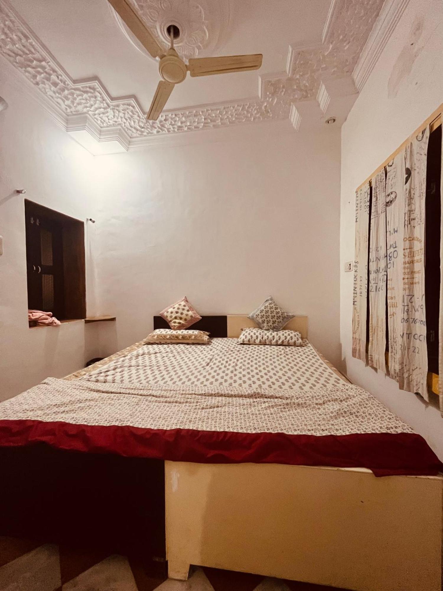 Open Road Hostel And Cafe ジャイサルメール 部屋 写真