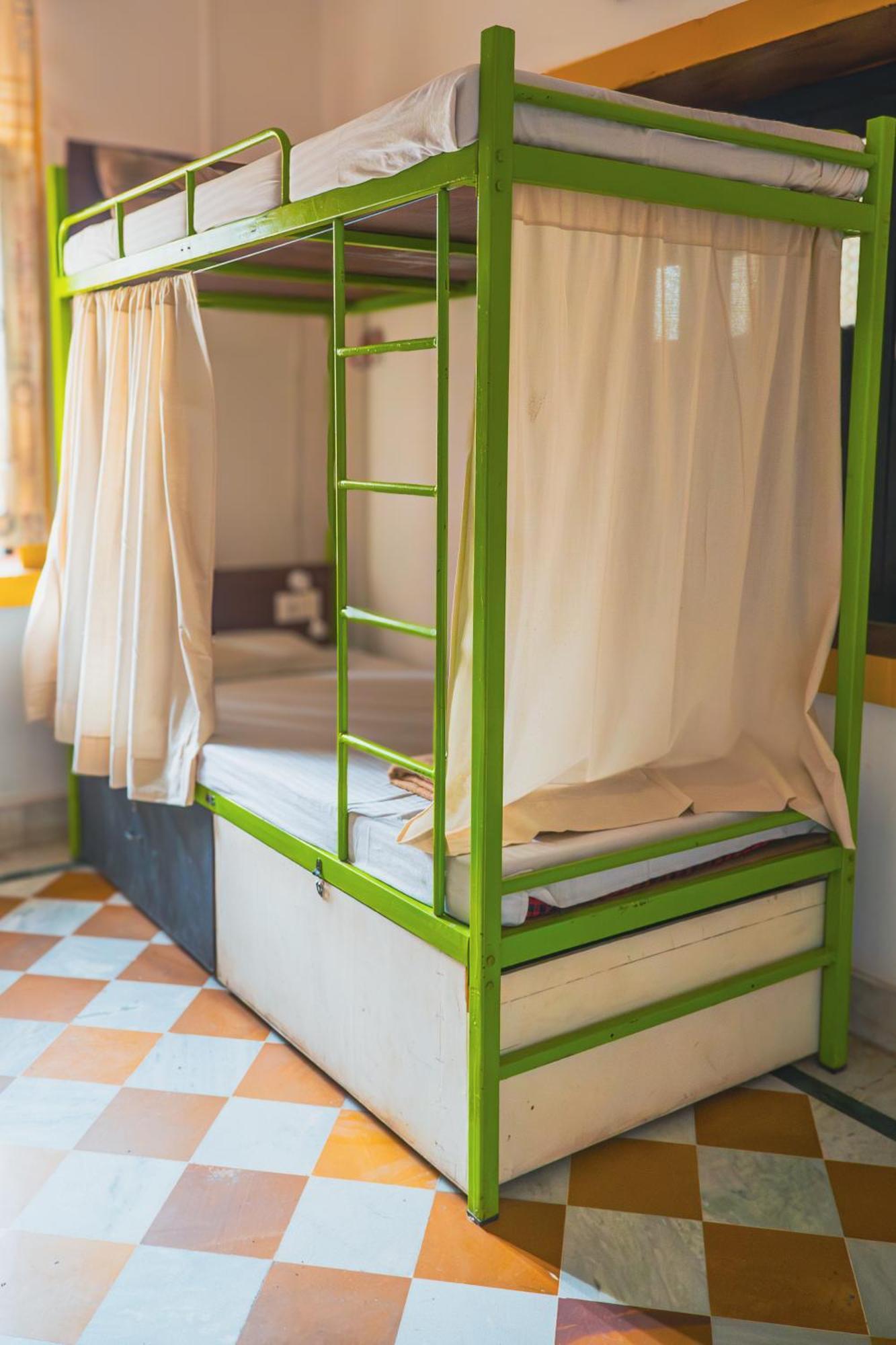 Open Road Hostel And Cafe ジャイサルメール エクステリア 写真