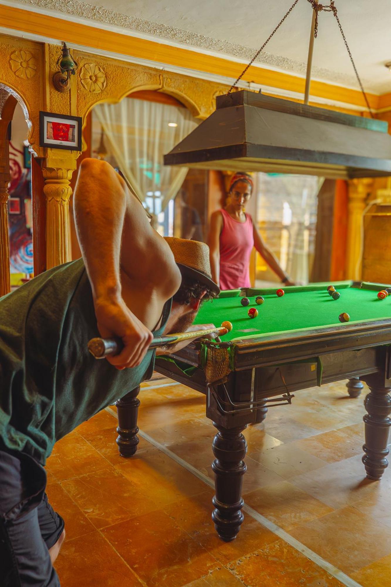 Open Road Hostel And Cafe ジャイサルメール エクステリア 写真
